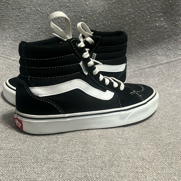 high top vans - Picture 1 of 3